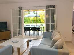 Luxury Provencal Villa With AC, in Charming Luberon Region