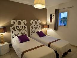 Luxury Provencal Villa With AC, in Charming Luberon Region