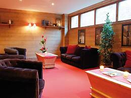 Studio in Brides les Bains 600m From Skilift