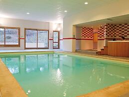 Studio in Brides les Bains 600m From Skilift