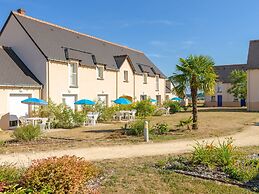 Holiday Home With Garden and Terrace