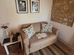 Modern Holiday Home in Foligno - Loc. With Pool