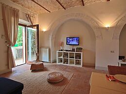 Modern Holiday Home in Foligno - Loc. With Pool