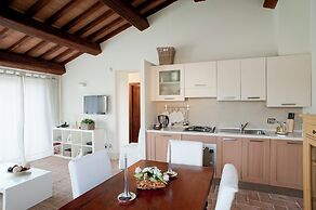 Modern Holiday Home in Foligno - Loc. With Pool