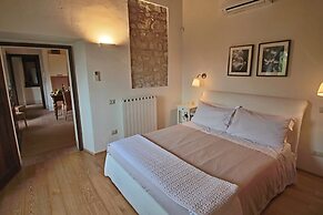 Modern Holiday Home in Foligno - Loc. With Pool