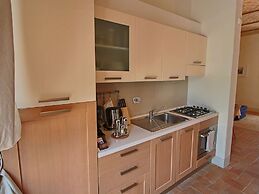 Modern Holiday Home in Foligno - Loc. With Pool