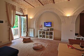 Modern Holiday Home in Foligno - Loc. With Pool
