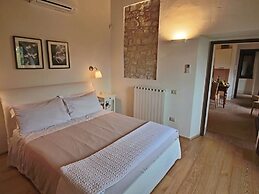 Modern Holiday Home in Foligno - Loc. With Pool