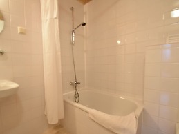 Skyscraper Apartment on the Highest Point With Beautiful View