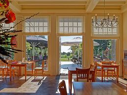 Skyscraper Apartment on the Highest Point With Beautiful View