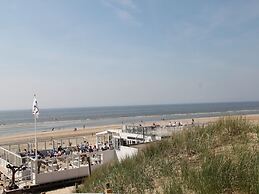 Skyscraper Apartment on the Highest Point With Beautiful View