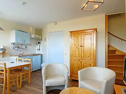 Skyscraper Apartment on the Highest Point With Beautiful View