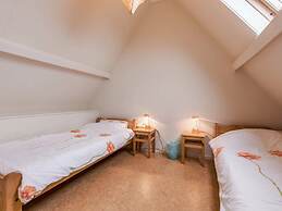 Skyscraper Apartment on the Highest Point With Beautiful View