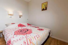 Skyscraper Apartment on the Highest Point With Beautiful View