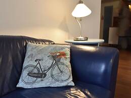 Skyscraper Apartment on the Highest Point With Beautiful View