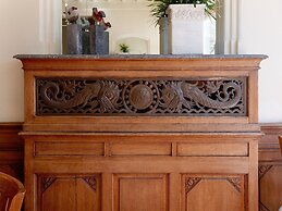 Skyscraper Apartment on the Highest Point With Beautiful View