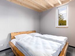 Nice Bungalow in Hallschlag Near the Lakebeach