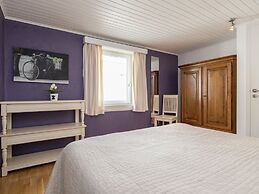 Vintage Villa With Private Garden in Rendeux