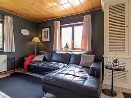 Vintage Villa With Private Garden in Rendeux