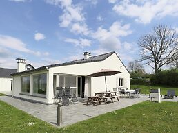 Vintage Villa With Private Garden in Rendeux