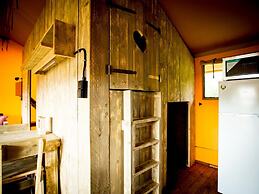 Chalet Near Loonse and Drunense Duinen