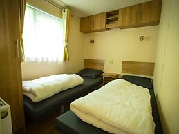 Chalet Near Loonse and Drunense Duinen