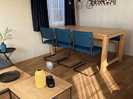 Chalet Near Loonse and Drunense Duinen