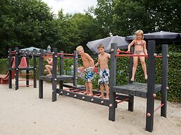 Chalet Near Loonse and Drunense Duinen