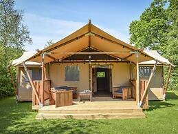 Chalet Near Loonse and Drunense Duinen