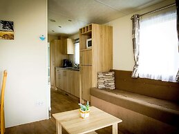 Chalet Near Loonse and Drunense Duinen