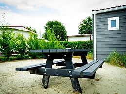 Chalet Near Loonse and Drunense Duinen