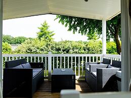 Chalet Near Loonse and Drunense Duinen