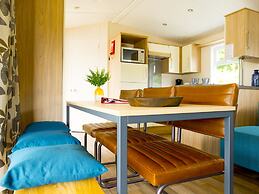 Chalet Near Loonse and Drunense Duinen