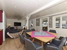 Idyllically Located, Comfortably Furnished and Renovated Holiday Apart