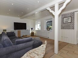 Idyllically Located, Comfortably Furnished and Renovated Holiday Apart