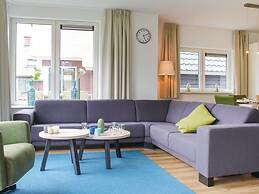 Atmospheric Villa With Nice Garden, in a Holiday Park at the Water in 