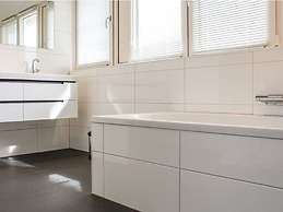 Atmospheric Villa With Nice Garden, in a Holiday Park at the Water in 