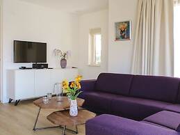 Atmospheric Villa With Nice Garden, in a Holiday Park at the Water in 