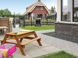 Atmospheric Villa With Nice Garden, in a Holiday Park at the Water in 