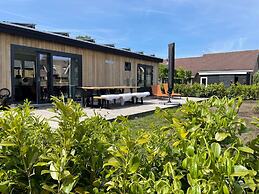 Atmospheric Villa With Nice Garden, in a Holiday Park at the Water in 