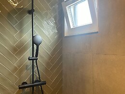 Atmospheric Villa With Nice Garden, in a Holiday Park at the Water in 