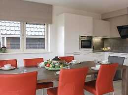 Atmospheric Villa With Nice Garden, in a Holiday Park at the Water in 