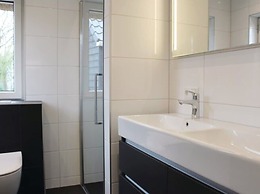 Atmospheric Villa With Nice Garden, in a Holiday Park at the Water in 