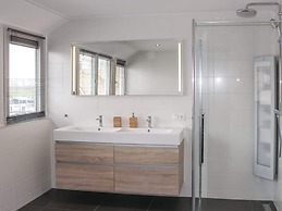 Atmospheric Villa With Nice Garden, in a Holiday Park at the Water in 