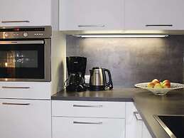 Atmospheric Villa With Nice Garden, in a Holiday Park at the Water in 