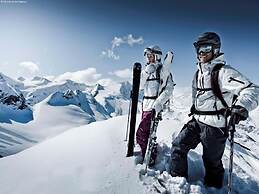 Large Apartment in Sankt Georgen With Balcony