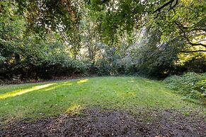 Host Stay Chatsworth Townhouse II