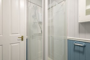 Host Stay Chatsworth Townhouse I