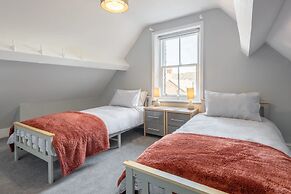 Host Stay Chatsworth Townhouse I