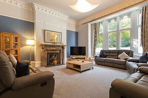 Host Stay Chatsworth Townhouse I